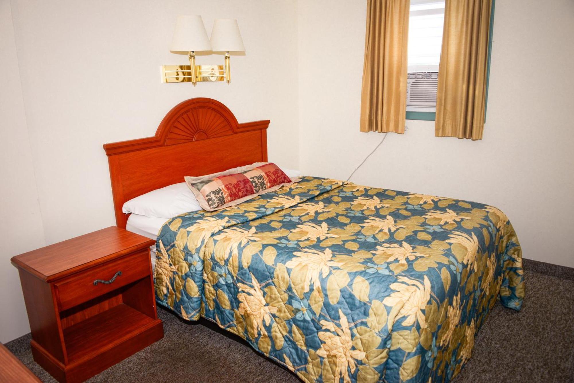 O'Sullivan'S Motel Lake George Værelse billede