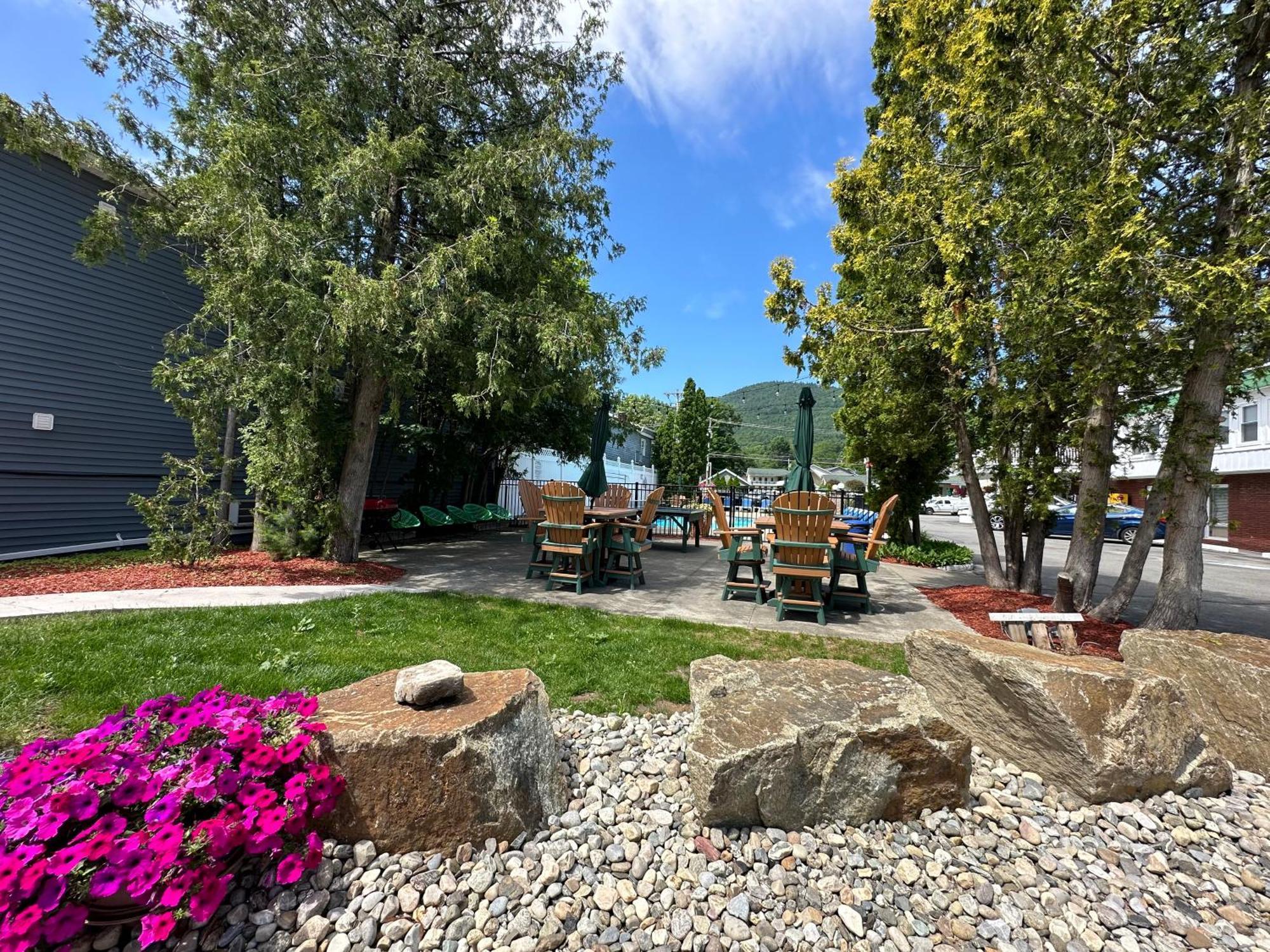 O'Sullivan'S Motel Lake George Eksteriør billede