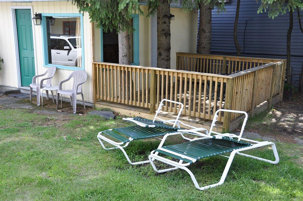 O'Sullivan'S Motel Lake George Eksteriør billede